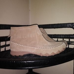 Sketchers water moccascan shoes brand new size 6.5